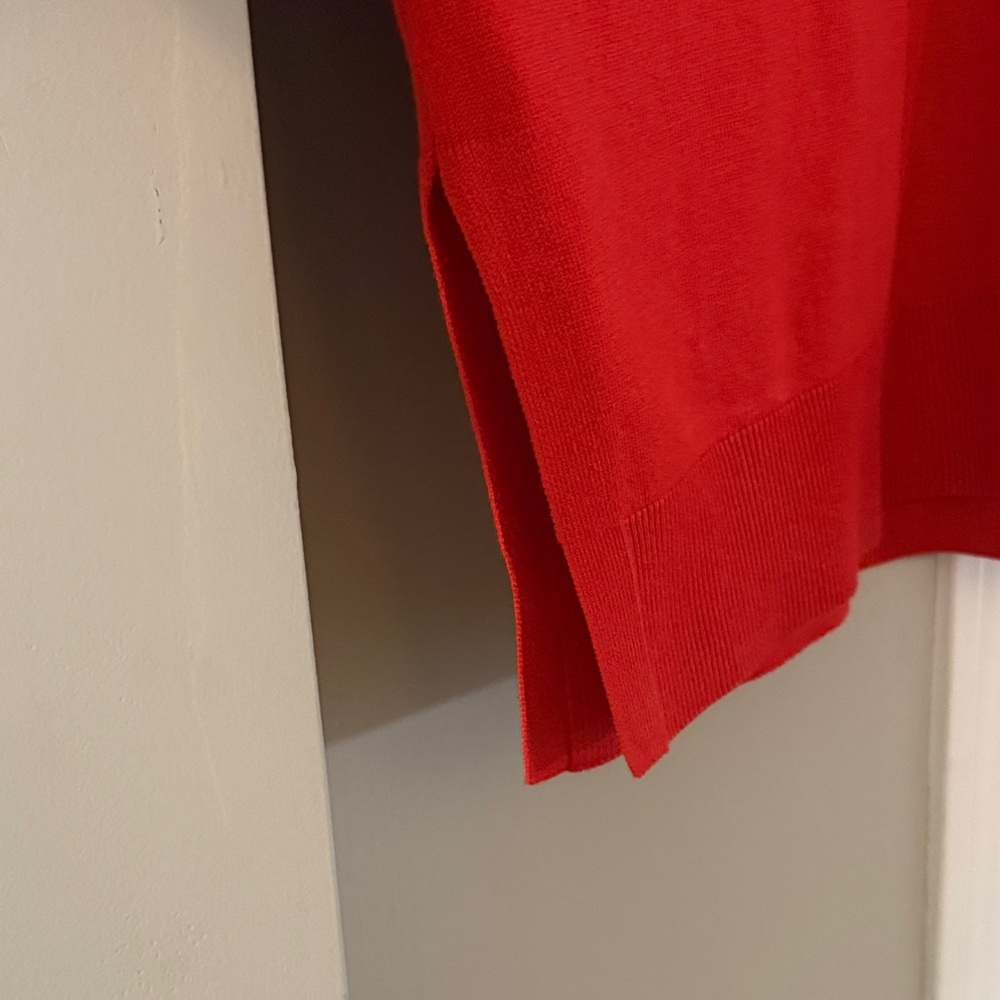 Orange V-Neck Sweater‎ - Picture 3 of 6